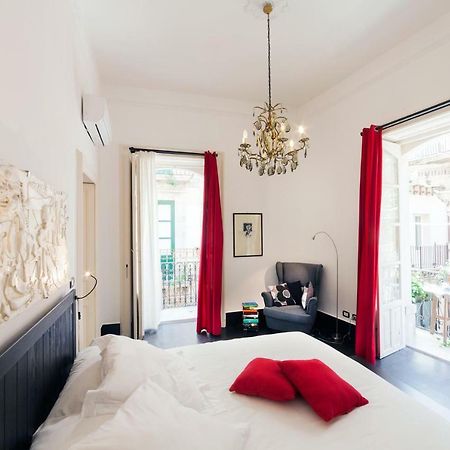 Lusso Al Duomo Di Ortigia Apartment Сиракуза Екстериор снимка