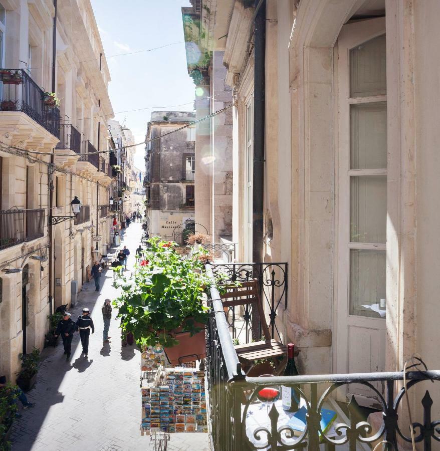 Lusso Al Duomo Di Ortigia Apartment Сиракуза Екстериор снимка
